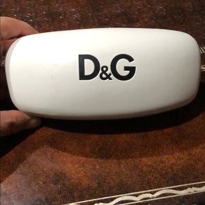 D&G sunglasses 🕶 case